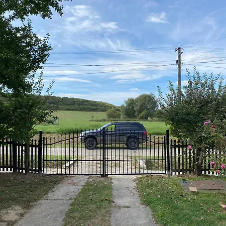 Back To Basic Baranya Hu بيت للعطل